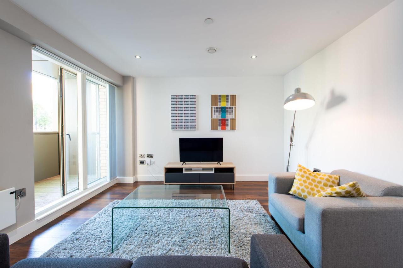 The Assembly Manchester Oasis Holding Apartment *